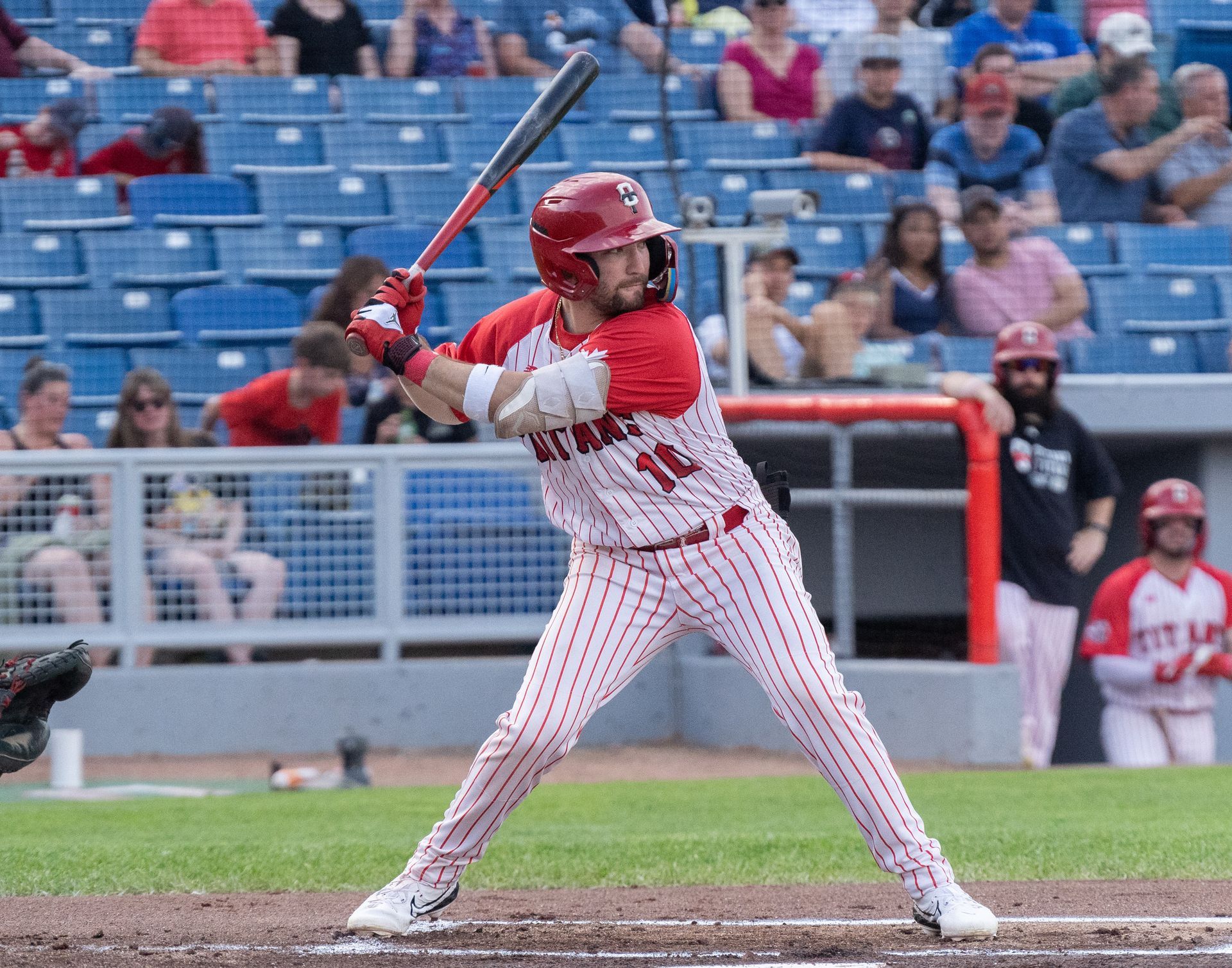Six-Run Eighth Deflates Titans in Middle Game